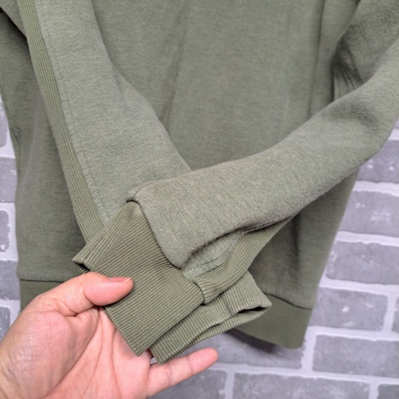 RHONE Mens Heritage Midweight Crew Neck Pullover Sweatshirt Size Medium - Picture 12 of 15